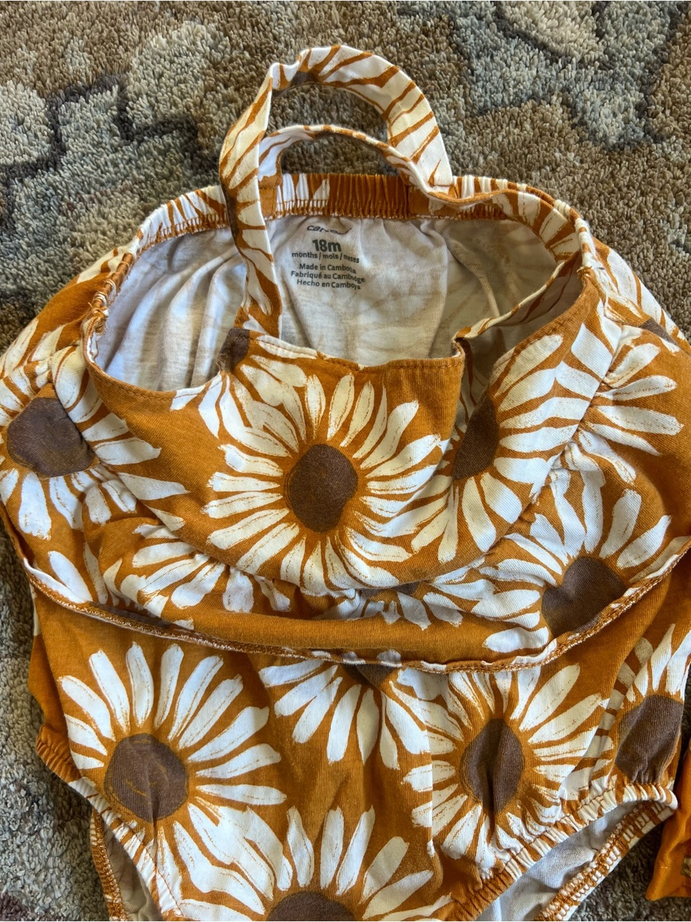 Carters Summer Bundle - Picture 2 of 4